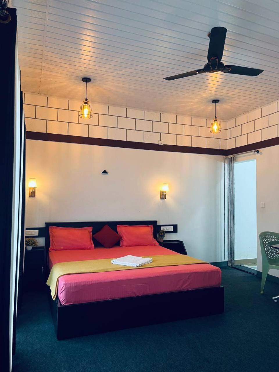 Linn View Home Stay Munnar Cameră foto